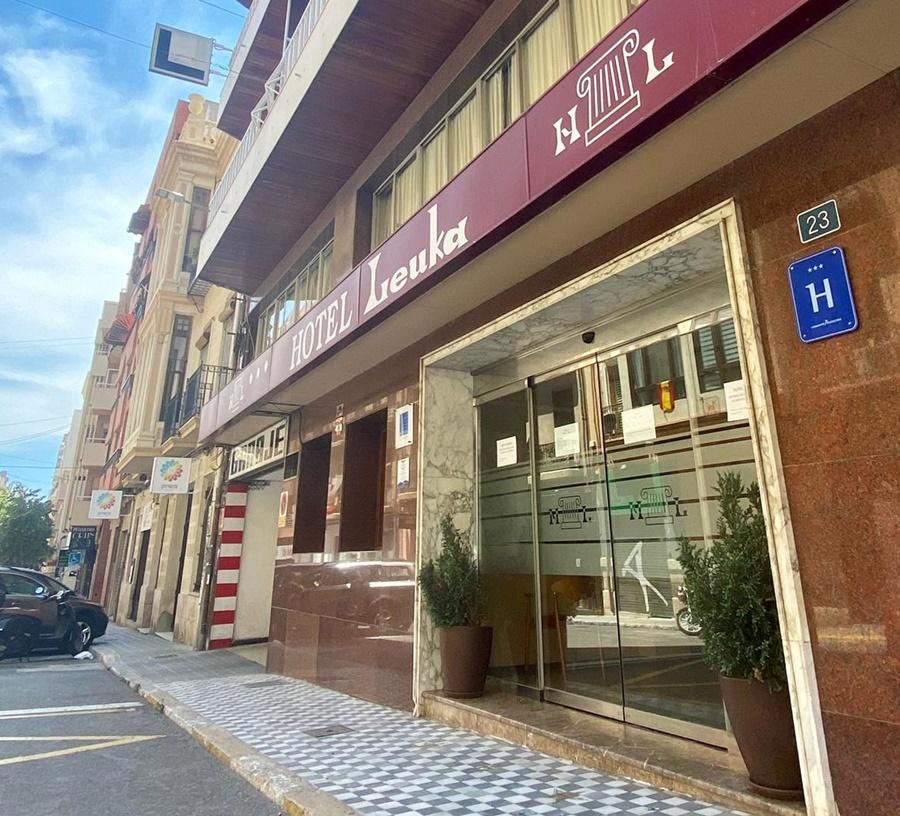 Hotel Leuka Аликанте Екстериор снимка