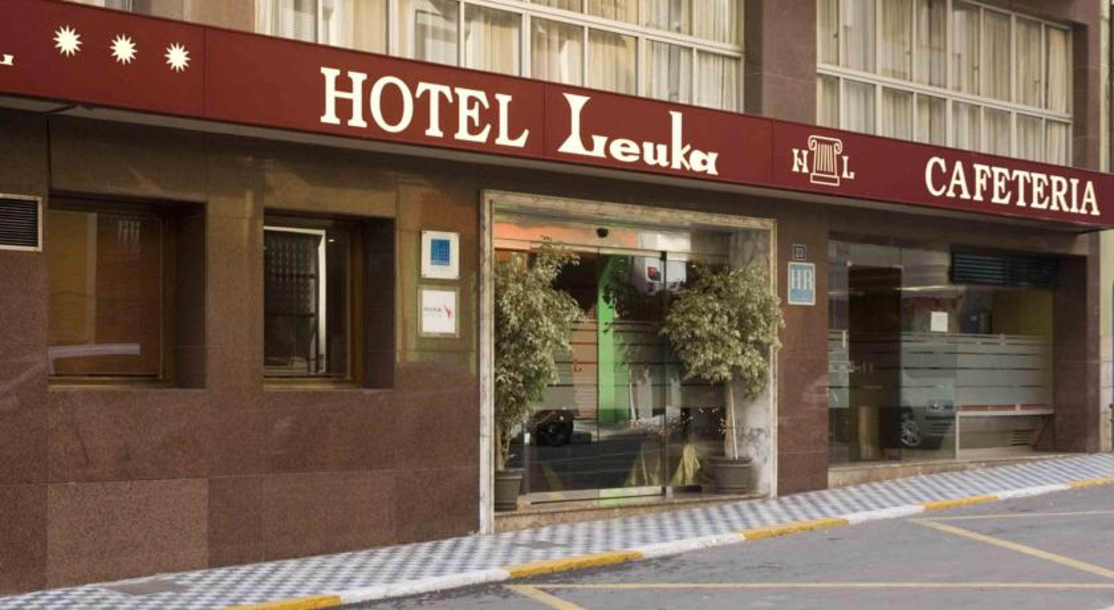 Hotel Leuka Аликанте Екстериор снимка