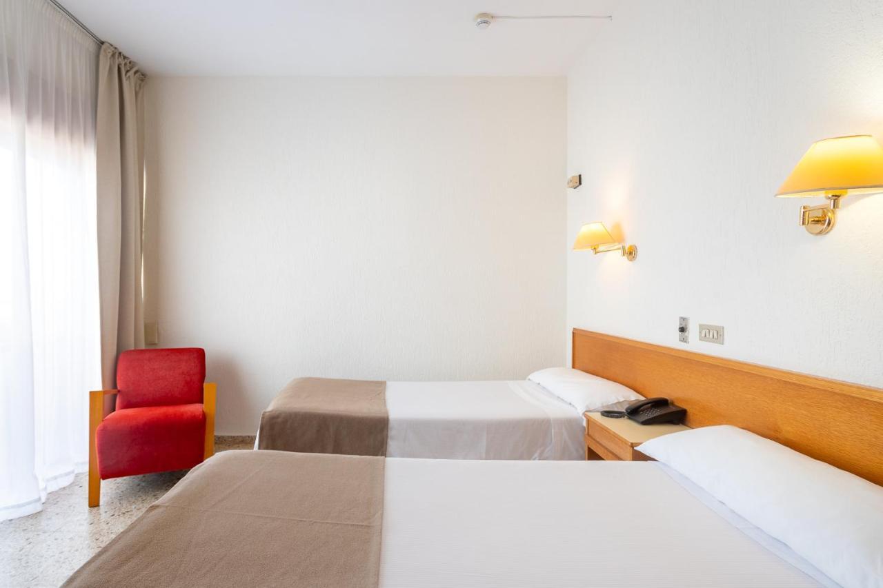 Hotel Leuka Аликанте Екстериор снимка