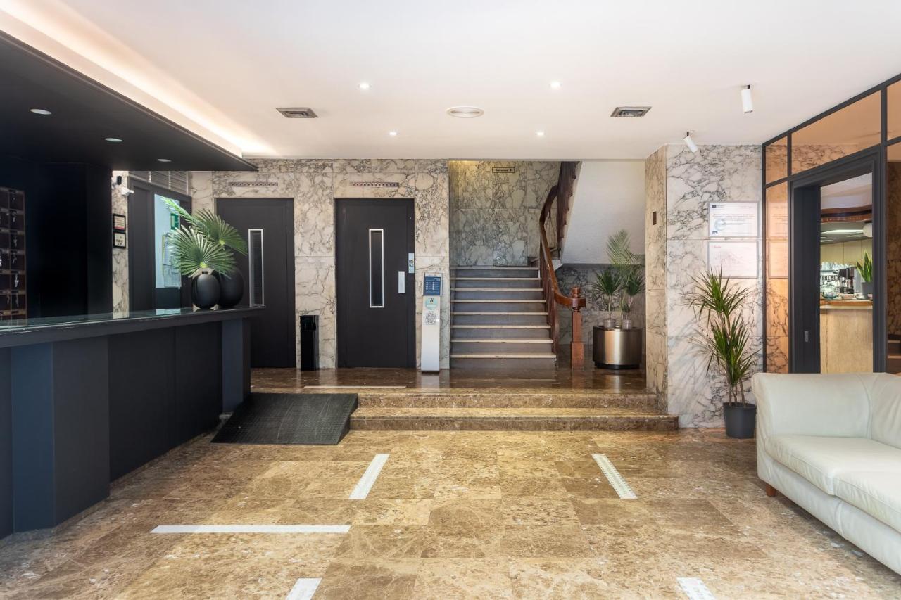 Hotel Leuka Аликанте Екстериор снимка