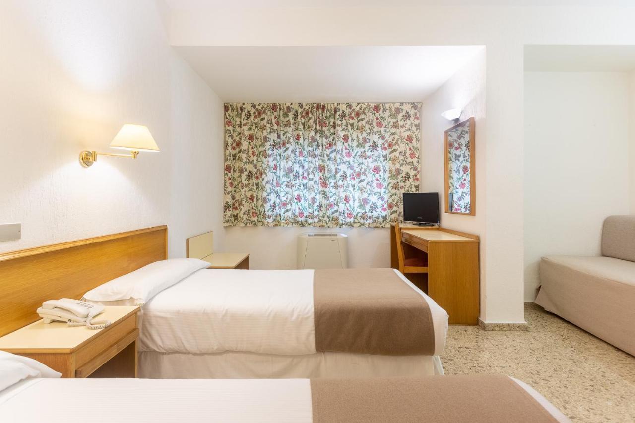 Hotel Leuka Аликанте Екстериор снимка
