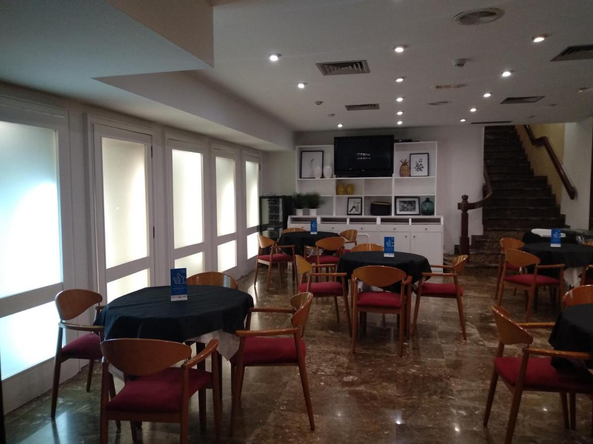 Hotel Leuka Аликанте Екстериор снимка