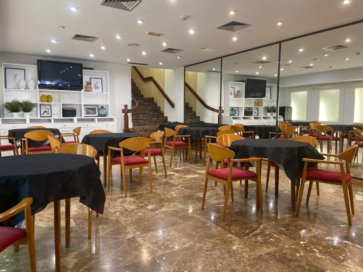 Hotel Leuka Аликанте Екстериор снимка